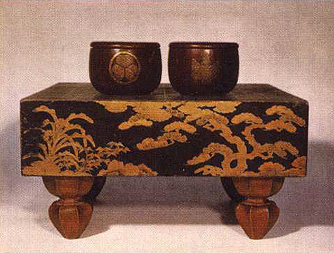 Legendary Go board. It is said that Hideyoshi TOYOTOMI and Ieyasu TOKUGAWA, two  great Shoguns, played Go game on this board.